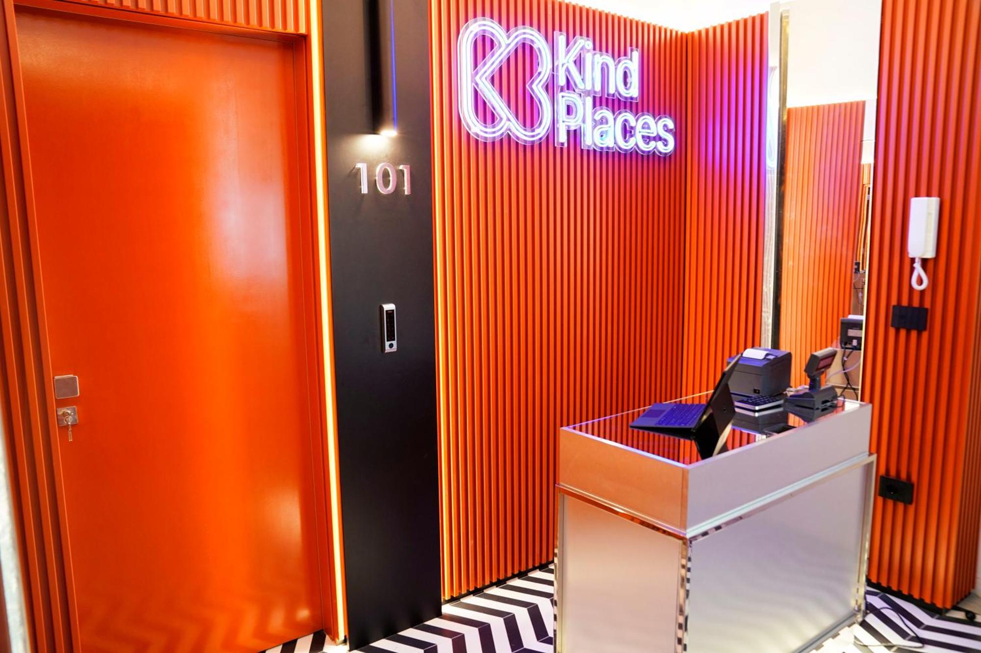 Kind Places - Suite Experience Napoli Esterno foto