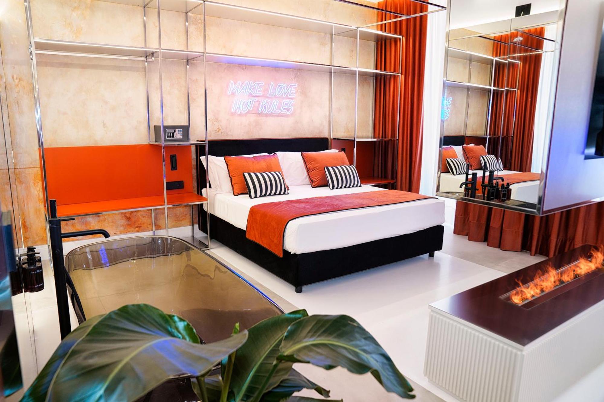 Kind Places - Suite Experience Napoli Esterno foto